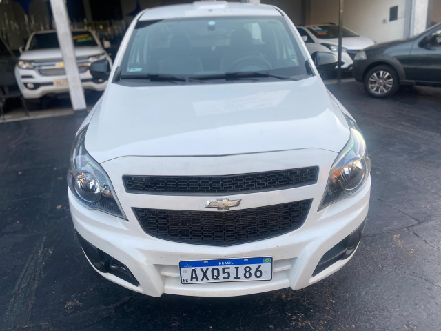 Chevrolet Montana LS 2014