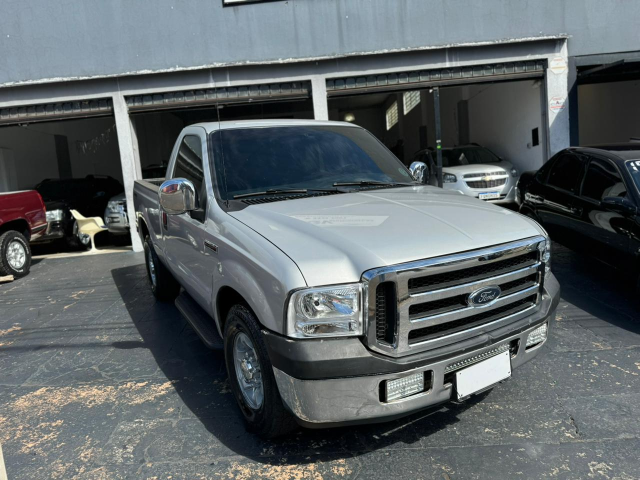 FORD F-250 XLT 6cc 2003