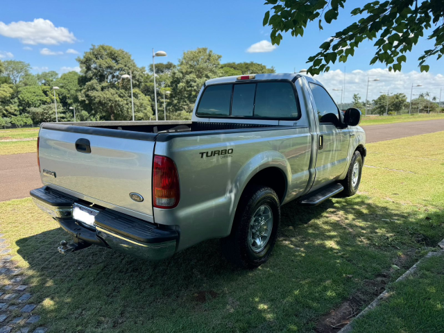FORD F-250 XLT 6cc 2003