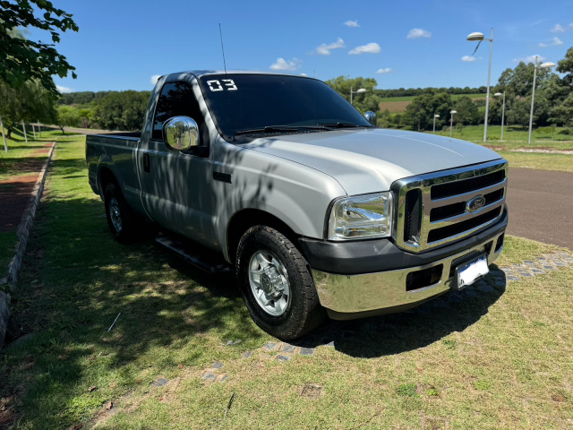 FORD F-250 XLT 6cc 2003