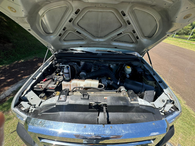 FORD F-250 XLT 6cc 2003