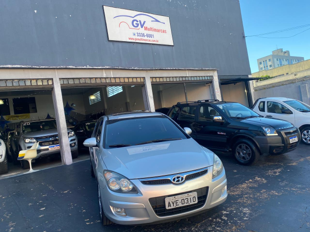 HYUNDAI I30 2.0 2011