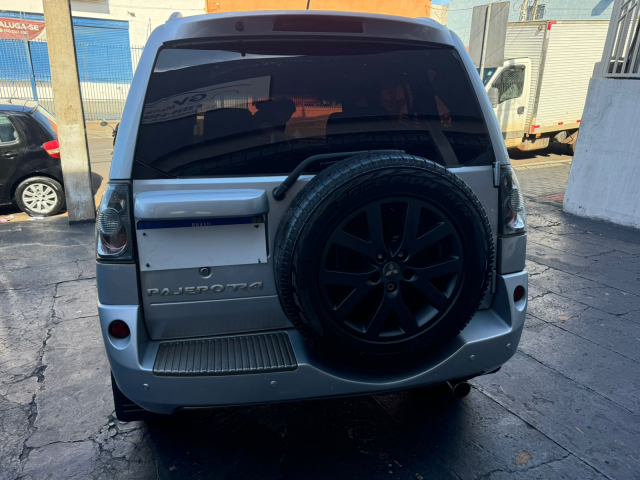 Mitsubishi Pajero TR4 2.0/ 2.0 Flex 16V 4X4 Aut. 2010