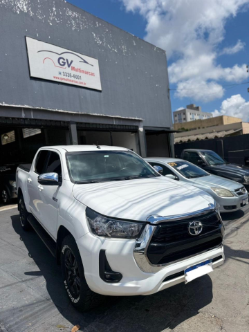 TOYOTA HILUX SR DIESEL AUT. 2021