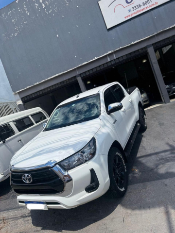 TOYOTA HILUX SR DIESEL AUT. 2021