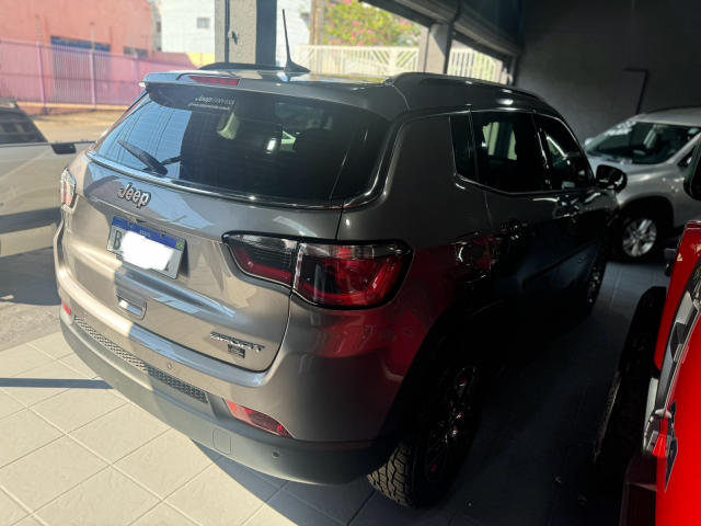 JEEP COMPAAS SPORT 2.0 4X2 Flex 16V Aut. 2020