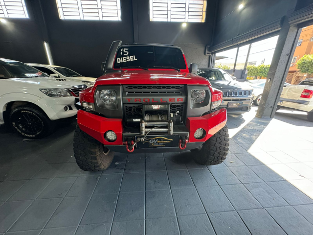 TROLER T-4 4X4 3.2 20V TDI Cap. Rígida Diesel 2015