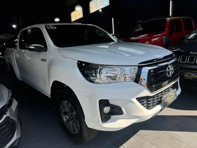TOYOTA HILUX CD SRV 4X4 2.8 DIESEL AUT.