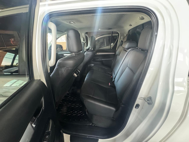 TOYOTA HILUX CD SRV 4X4 2.8 DIESEL AUT.