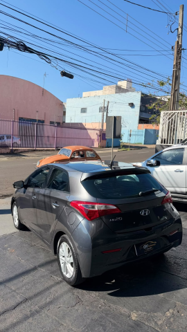 HB20 Premium 1.6 Manual 2013 – Conforto, Economia e Excelente Estado!