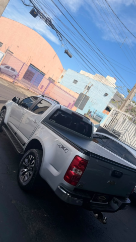 Chevrolet S10 LTZ 2.5 Flex 4x4 Automática 2018 – Força, Conforto e Sofisticação!